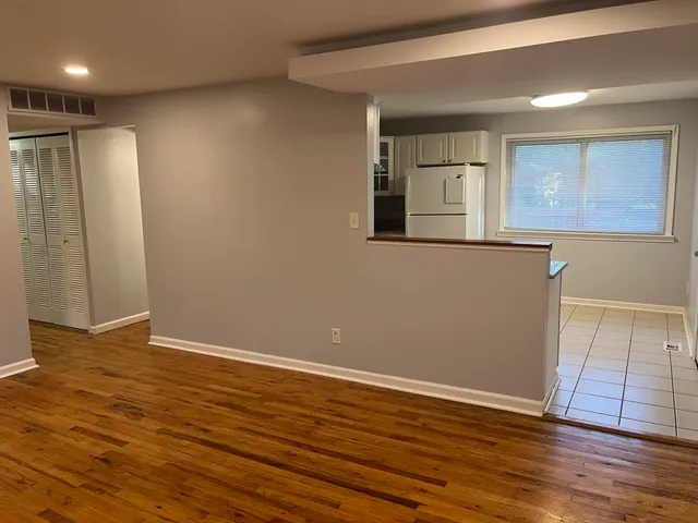 $2,600 | 7 Metroview Court, Ann Arbor, MI 48108