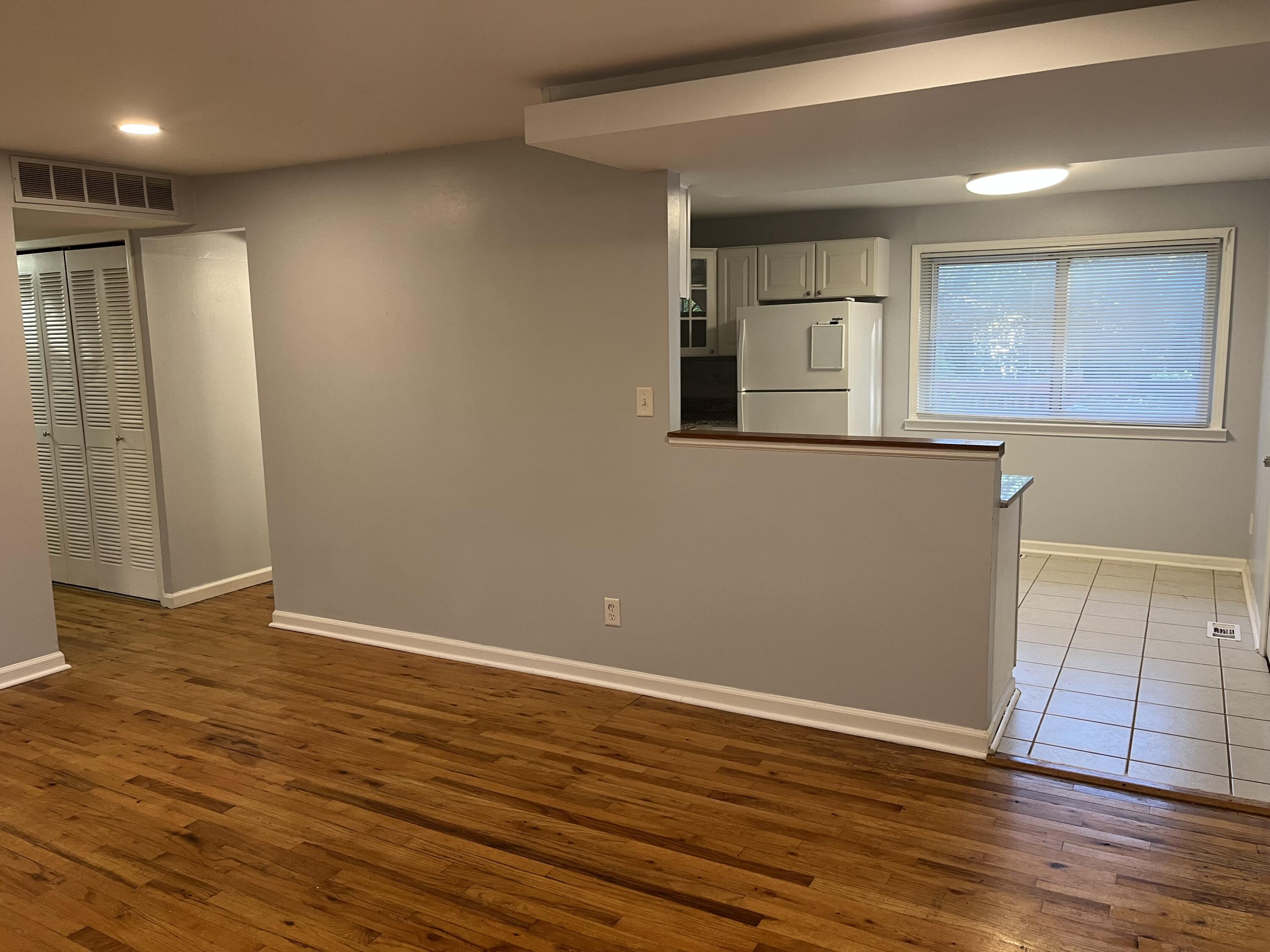 7 Metroview Court Ann Arbor, MI 48108 - Photo 9 of 25 IMG_6547