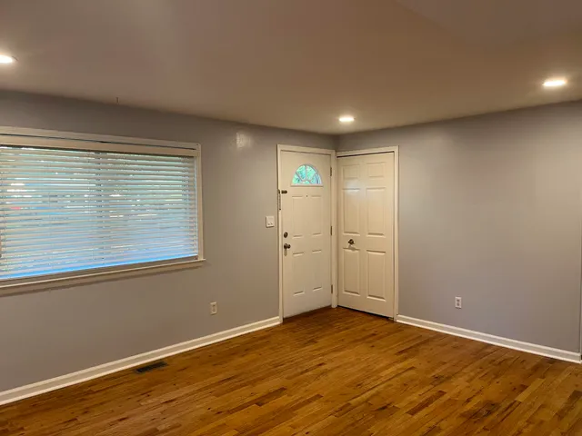 $2,600 | 7 Metroview Court, Ann Arbor, MI 48108