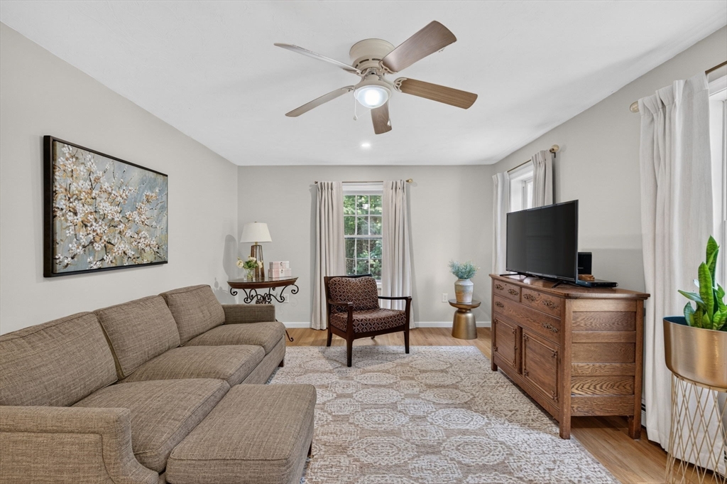 888 Walnut Plain Road Rochester, MA 02770 - Photo 24 of 42 Gallery Image 24
