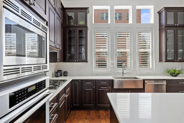 $1,190,000 | 1023 Juniper Street, Austin, TX 78702