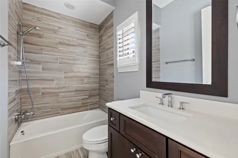 $1,190,000 | 1023 Juniper Street, Austin, TX 78702