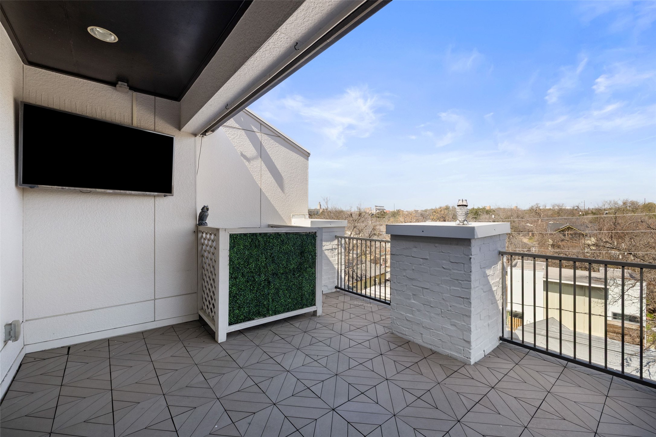 1023 Juniper Street Austin, TX 78702 - Photo 35 of 40