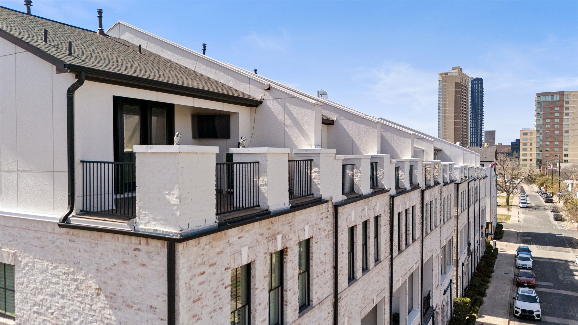 1023 Juniper Street Austin, TX 78702 - Photo 36 of 40