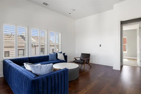 $1,190,000 | 1023 Juniper Street, Austin, TX 78702