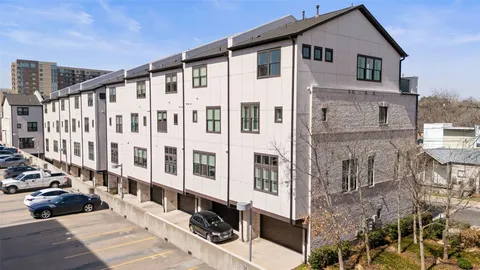 $1,190,000 | 1023 Juniper Street, Austin, TX 78702