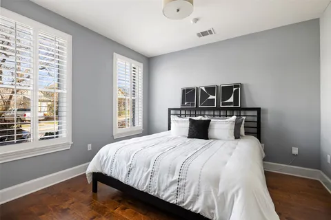 $1,190,000 | 1023 Juniper Street, Austin, TX 78702