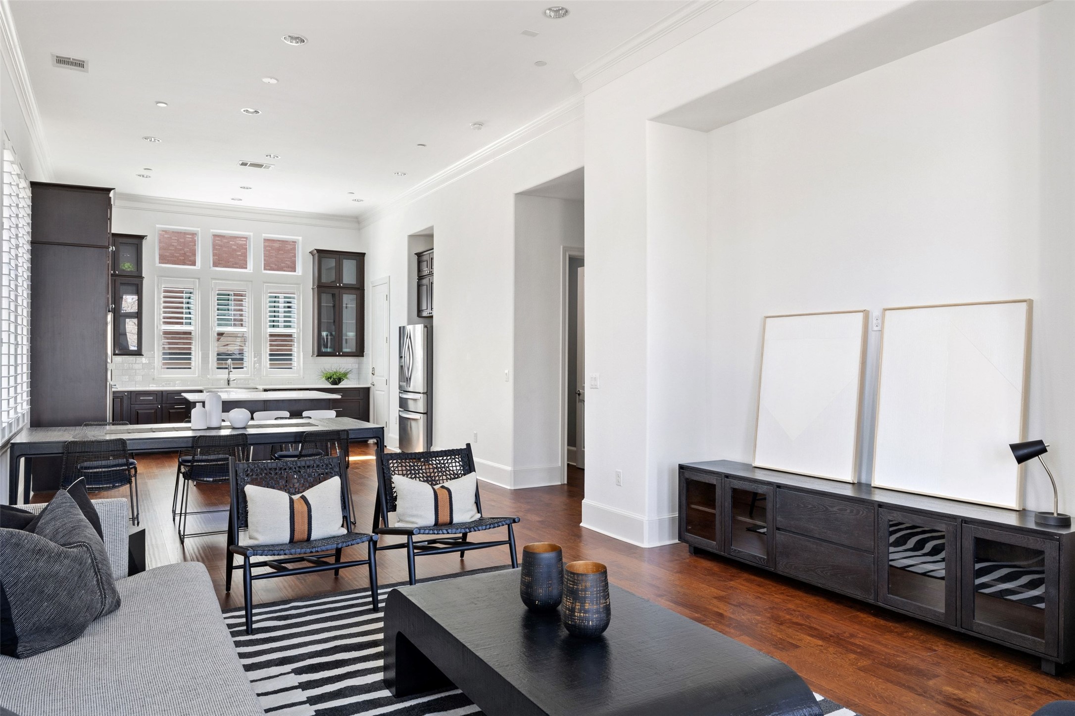 1023 Juniper Street Austin, TX 78702 - Photo 9 of 40