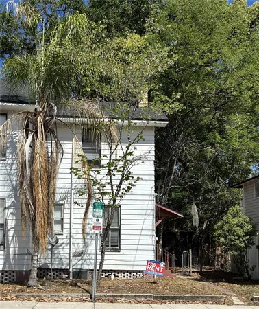 $1,050 | 237 Southwest 2 Place, Unit 2, Gainesville, FL 32601