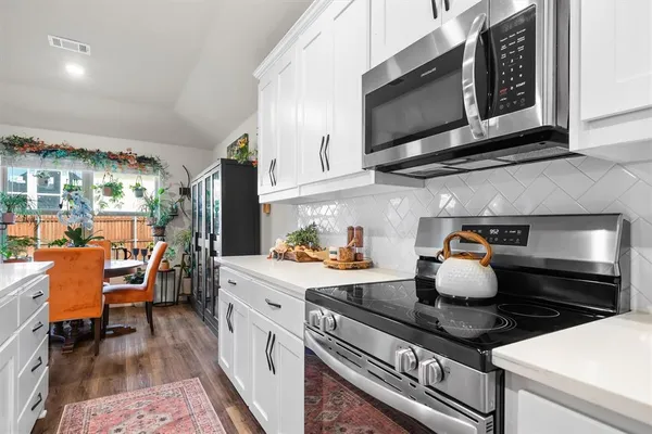 $315,000 | 1406 Quail Crk Drive, Cleburne, TX 76033