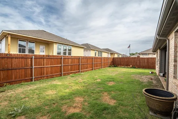 $315,000 | 1406 Quail Crk Drive, Cleburne, TX 76033