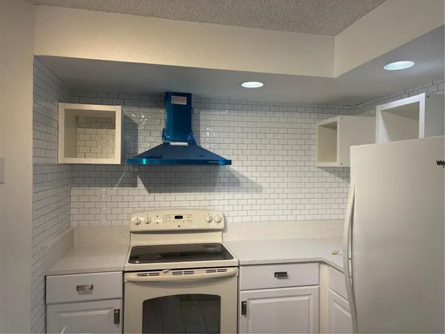 $1,650 | 4536 Commander Drive, Unit 1522, Orlando, FL 32822