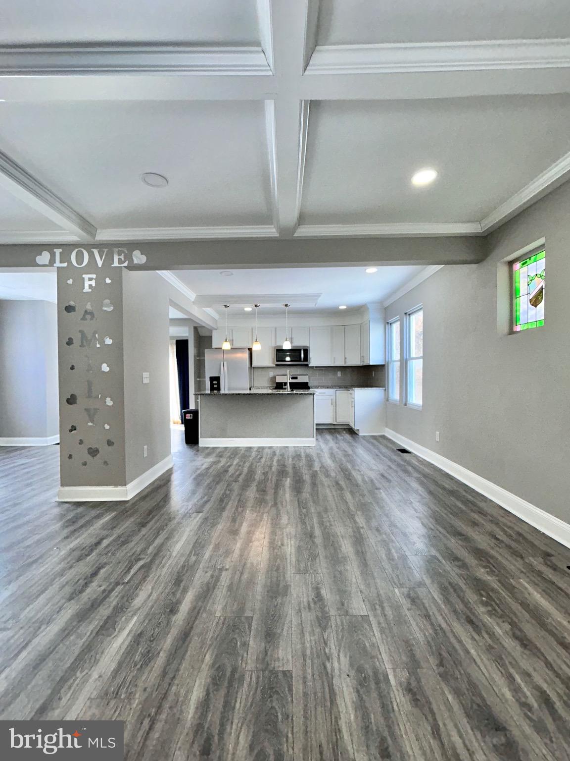 4207 Arizona Avenue Baltimore, MD 21206 - Photo 14 of 45 1st Floor Living Area