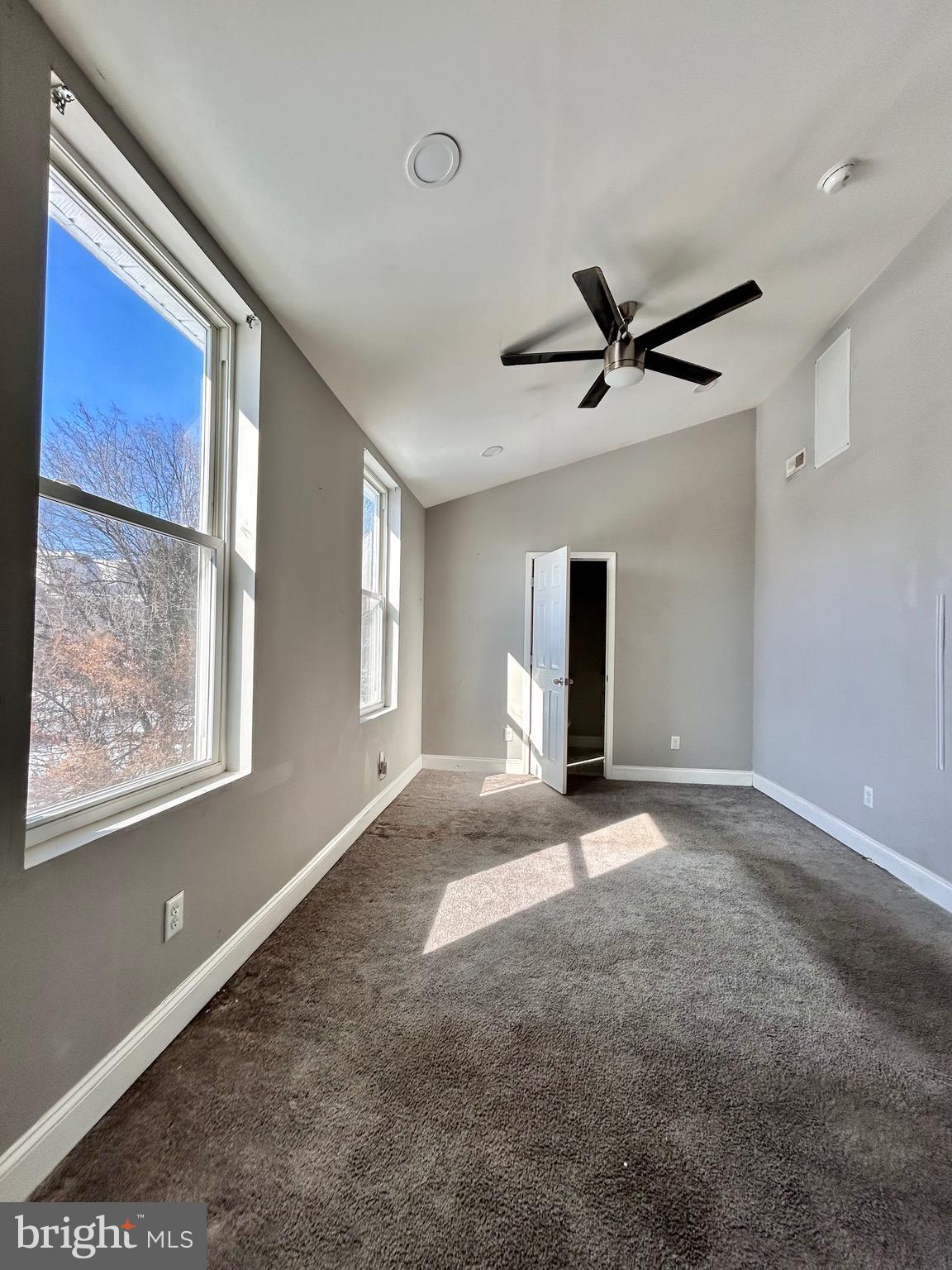 4207 Arizona Avenue Baltimore, MD 21206 - Photo 28 of 45 Primary Suite