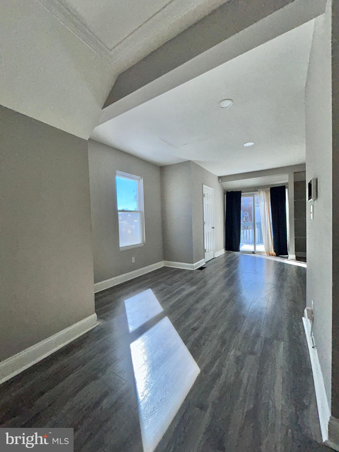 4207 Arizona Avenue Baltimore, MD 21206 - Photo 7 of 45 1st Floor Living Area