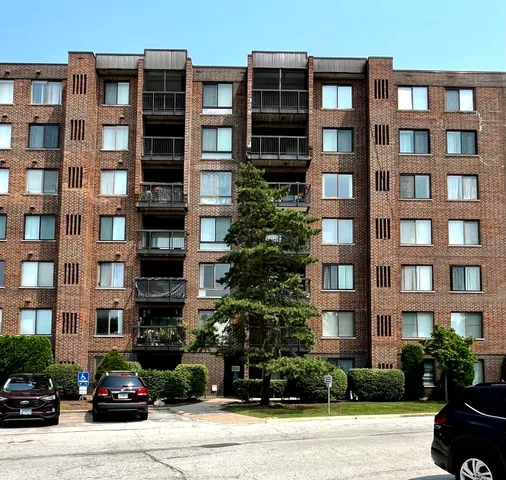 $85,000 | 400 Park Avenue, Unit 100, Calumet City, IL 60409