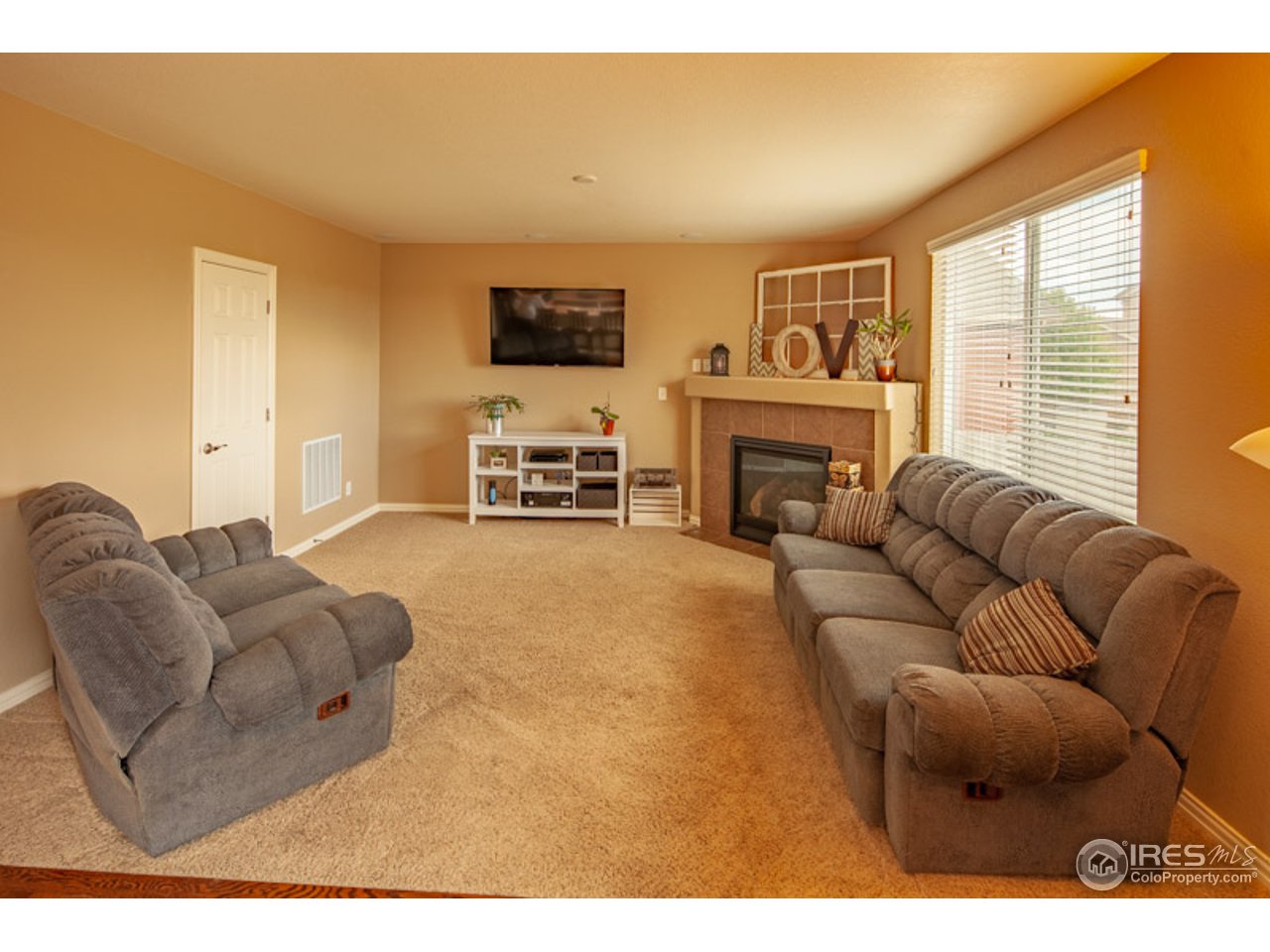 1015 Trading Post Road Fort Collins, CO 80524 - Photo 12 of 32 Gallery Image 12