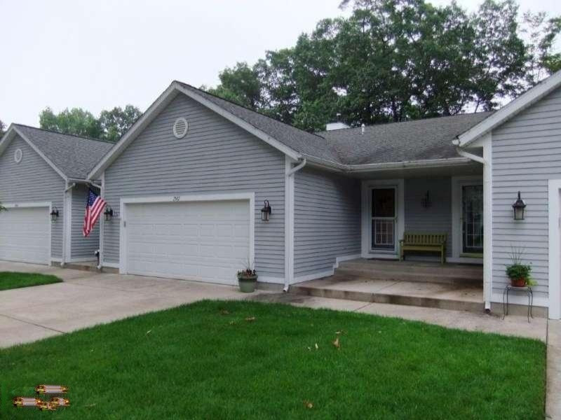 2967 Ridgeview, Unit 28 Muskegon, MI 49445 - Photo 1 of 20 DSCF5347