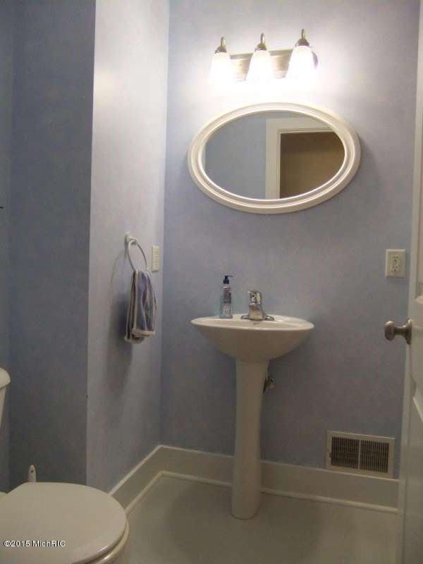 2967 Ridgeview, Unit 28 Muskegon, MI 49445 - Photo 15 of 20 DSCF5353