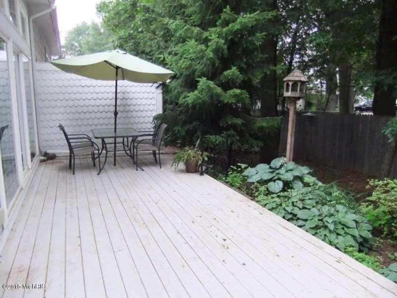 2967 Ridgeview, Unit 28 Muskegon, MI 49445 - Photo 20 of 20 DSCF5363