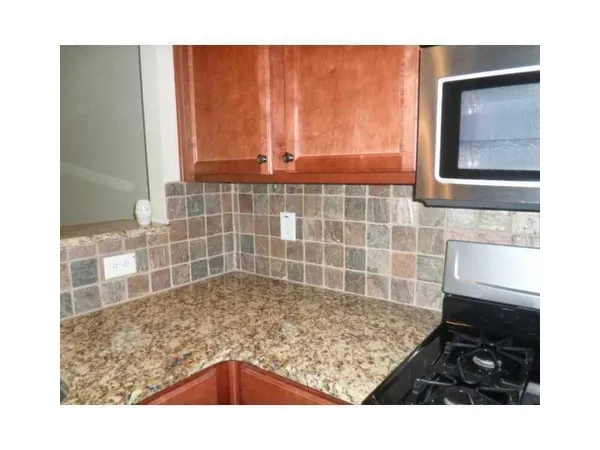 $2,000 | 1639 Coleville Oak Lane, Lawrenceville, GA 30046