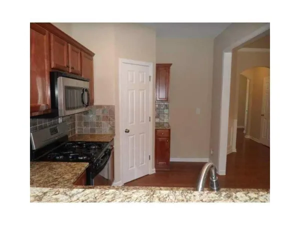 $2,000 | 1639 Coleville Oak Lane, Lawrenceville, GA 30046