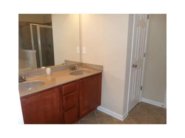 $1,900 | 1639 Coleville Oak Lane, Lawrenceville, GA 30046