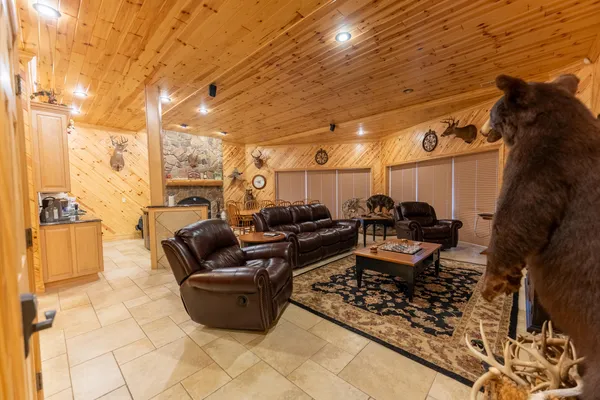 $4,150,000 | 404 Barry Drive, Alger, MI 48610