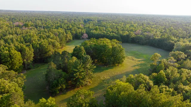 $4,149,000 | 404 Barry Drive, Alger, MI 48610