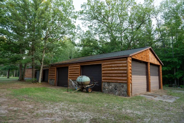 $4,149,000 | 404 Barry Drive, Alger, MI 48610