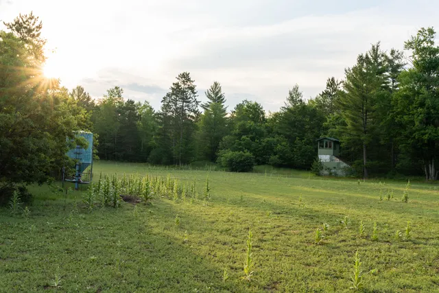 $4,149,000 | 404 Barry Drive, Alger, MI 48610