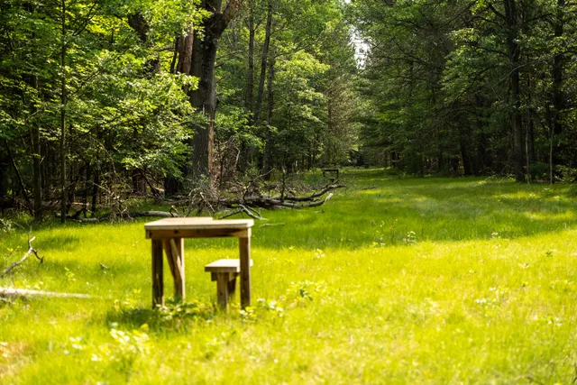 $4,149,000 | 404 Barry Drive, Alger, MI 48610