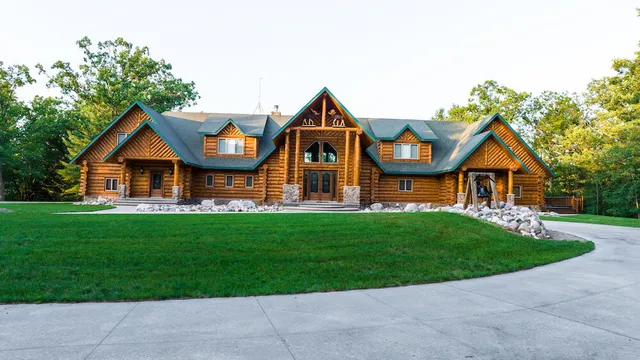 $4,149,000 | 404 Barry Drive, Alger, MI 48610
