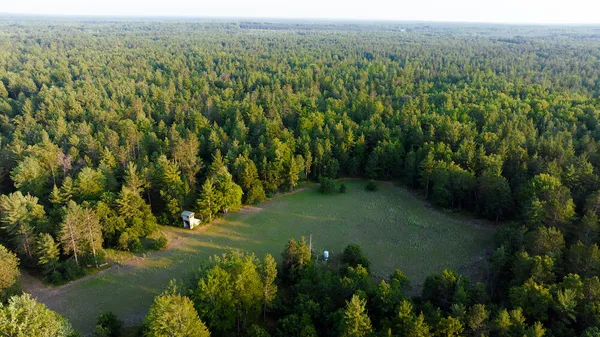 $4,150,000 | 404 Barry Drive, Alger, MI 48610