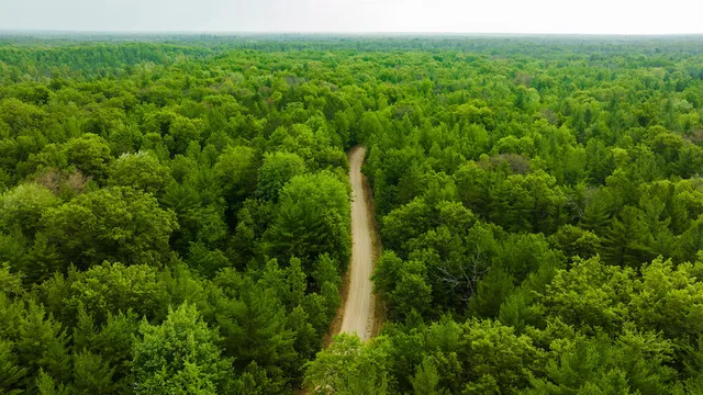 $4,149,000 | 404 Barry Drive, Alger, MI 48610