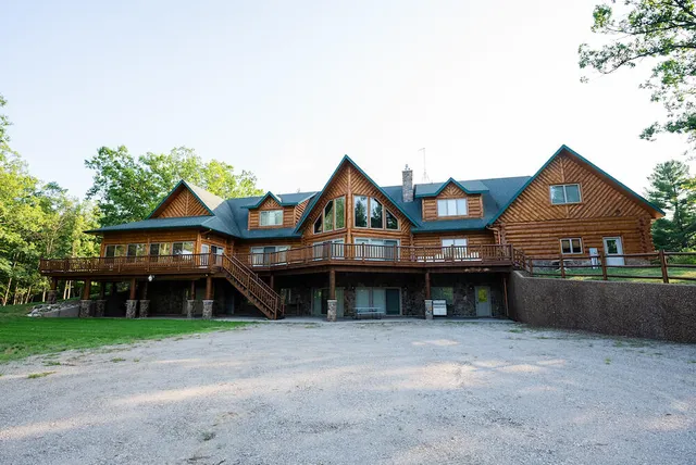 $4,149,000 | 404 Barry Drive, Alger, MI 48610