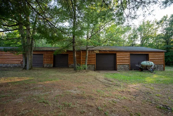 $4,150,000 | 404 Barry Drive, Alger, MI 48610