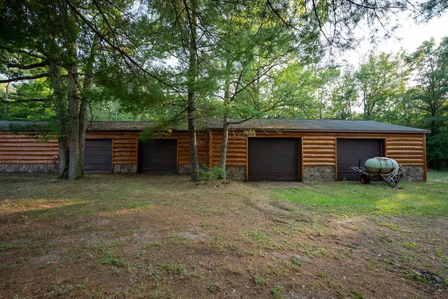 $4,149,000 | 404 Barry Drive, Alger, MI 48610