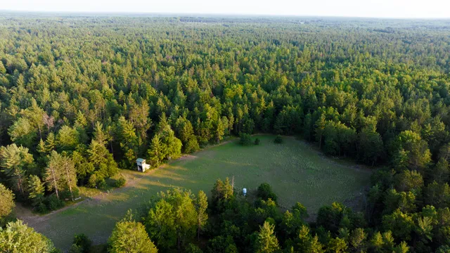 $4,149,000 | 404 Barry Drive, Alger, MI 48610