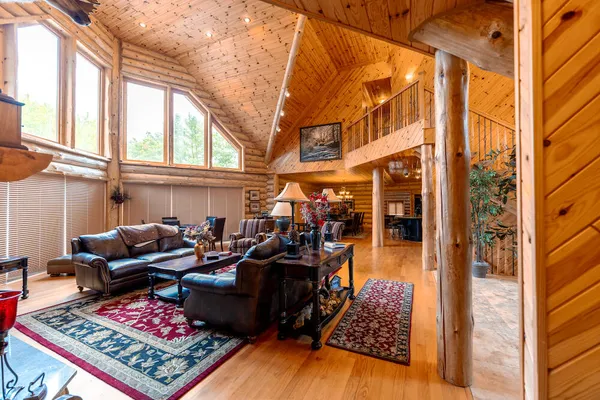 $4,150,000 | 404 Barry Drive, Alger, MI 48610