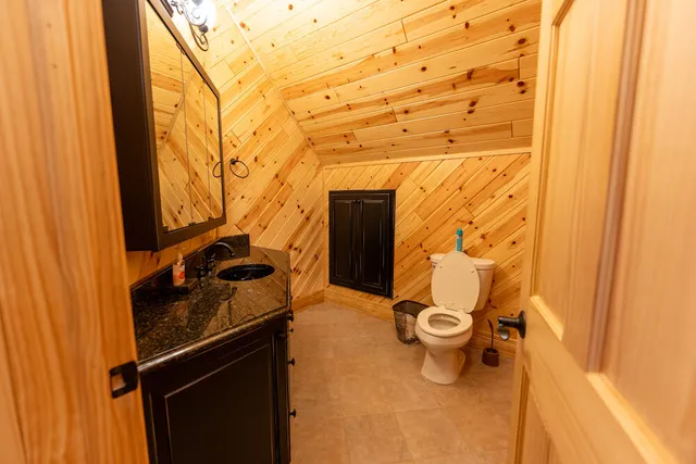 $4,149,000 | 404 Barry Drive, Alger, MI 48610