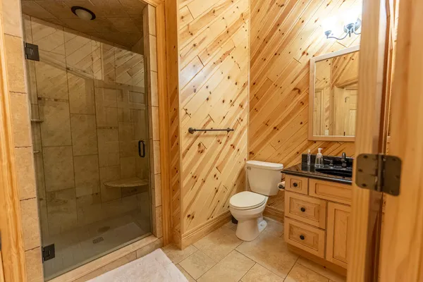 $4,150,000 | 404 Barry Drive, Alger, MI 48610