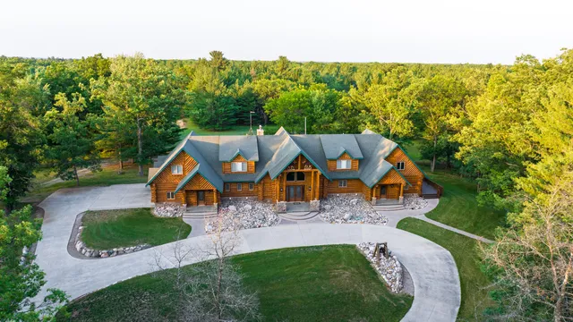 $4,149,000 | 404 Barry Drive, Alger, MI 48610