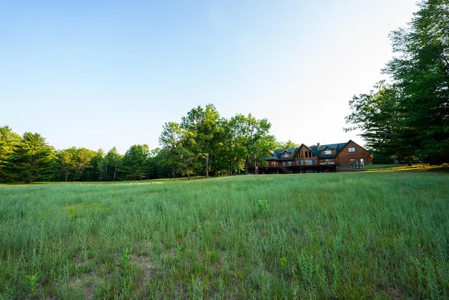 $4,149,000 | 404 Barry Drive, Alger, MI 48610