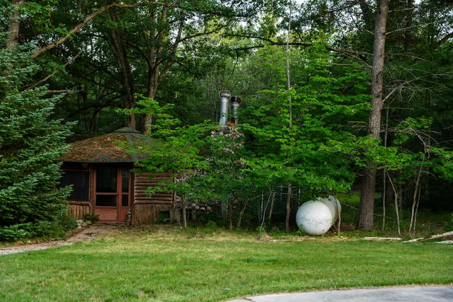 $4,149,000 | 404 Barry Drive, Alger, MI 48610