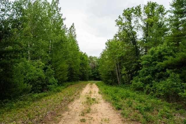 $4,149,000 | 404 Barry Drive, Alger, MI 48610