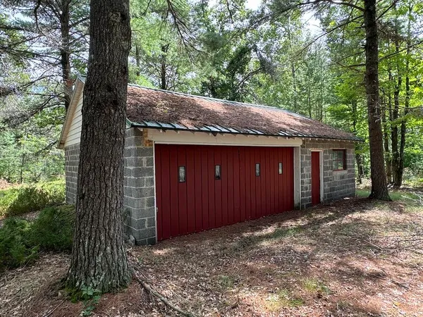 $4,150,000 | 404 Barry Drive, Alger, MI 48610