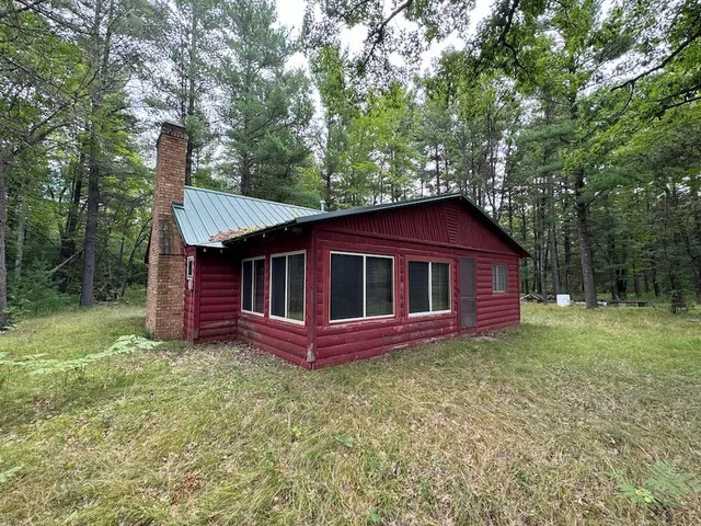 $4,149,000 | 404 Barry Drive, Alger, MI 48610