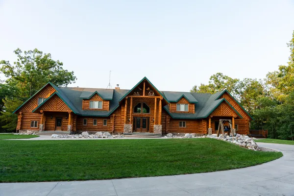 $4,150,000 | 404 Barry Drive, Alger, MI 48610