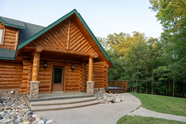 $4,149,000 | 404 Barry Drive, Alger, MI 48610